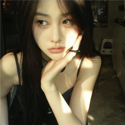 滑板女孩